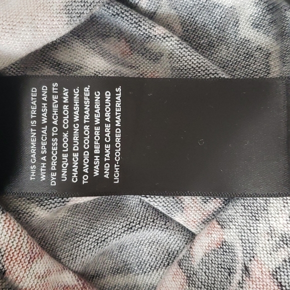 Well Worn Women Blouse Sz Large - Picture 8 of 8